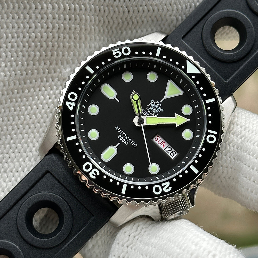 STEELDIVE SD1973W dive watch — variant 73W-HR stock photo