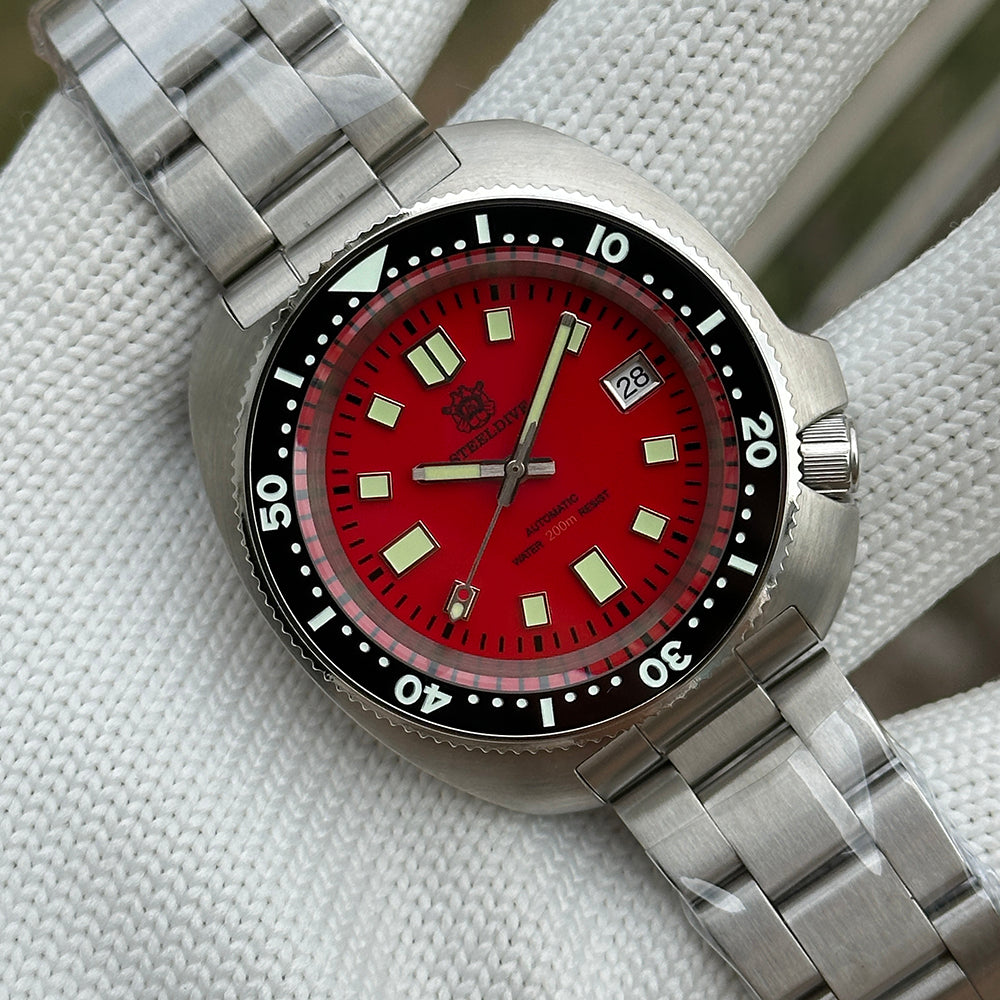 STEELDIVE SD1974 dive watch — variant 74RE-V3GD stock photo