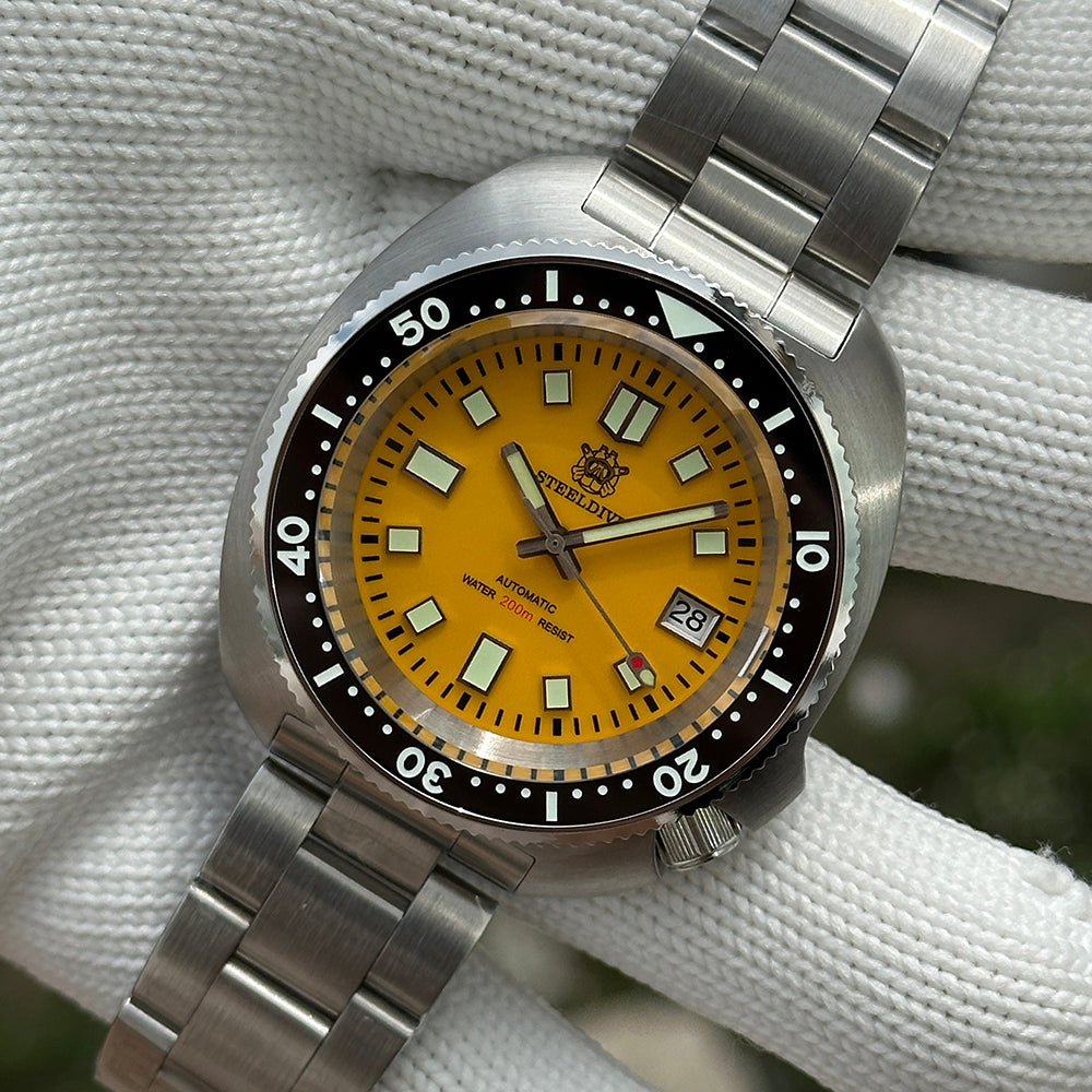 STEELDIVE SD1974 dive watch — variant 74YL-SS stock photo