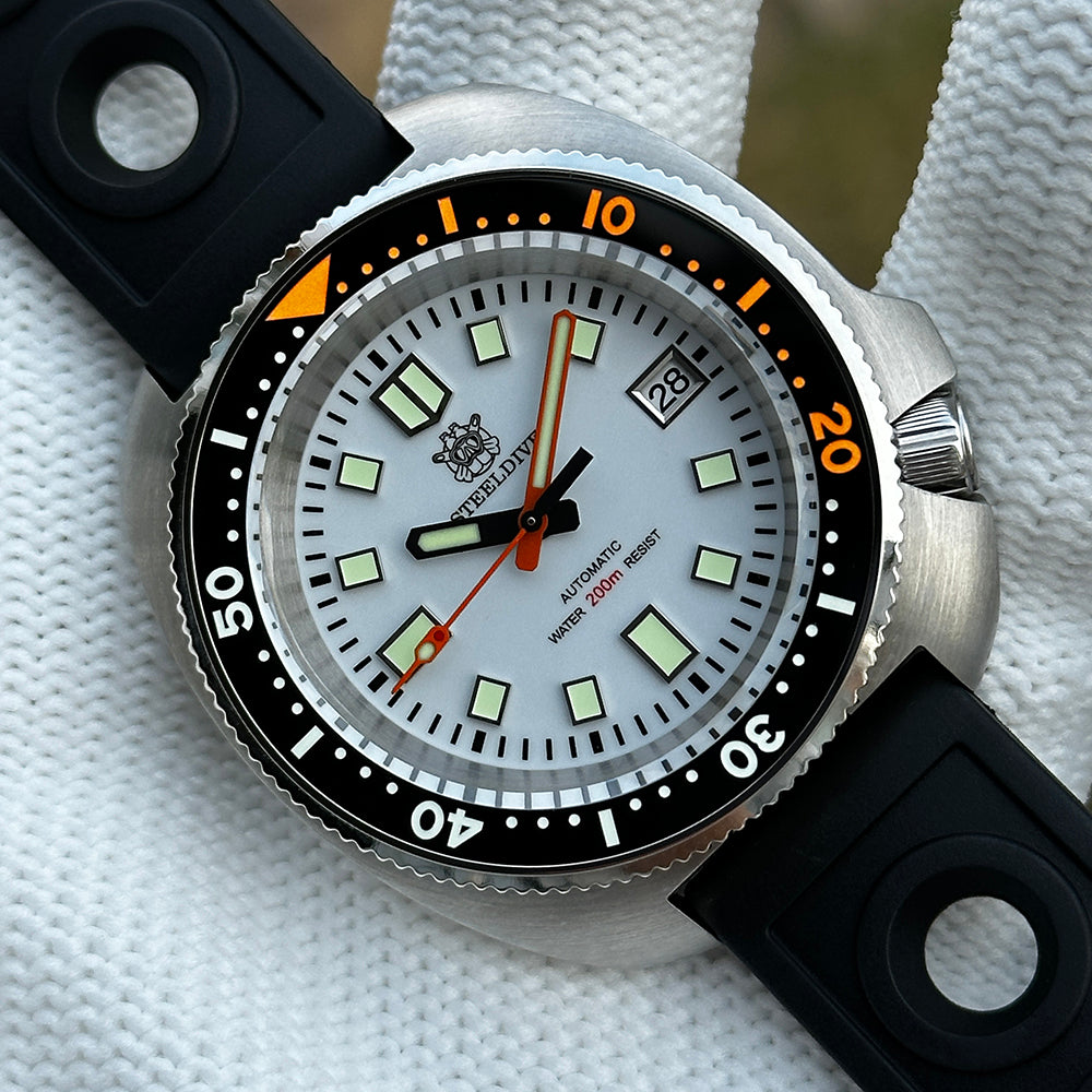 STEELDIVE SD1974C dive watch — variant 74C-WT-HR stock photo