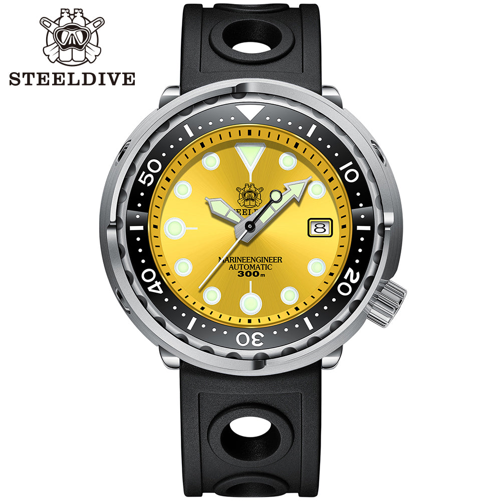 STEELDIVE SD1975 dive watch — variant 75YL-HR stock photo