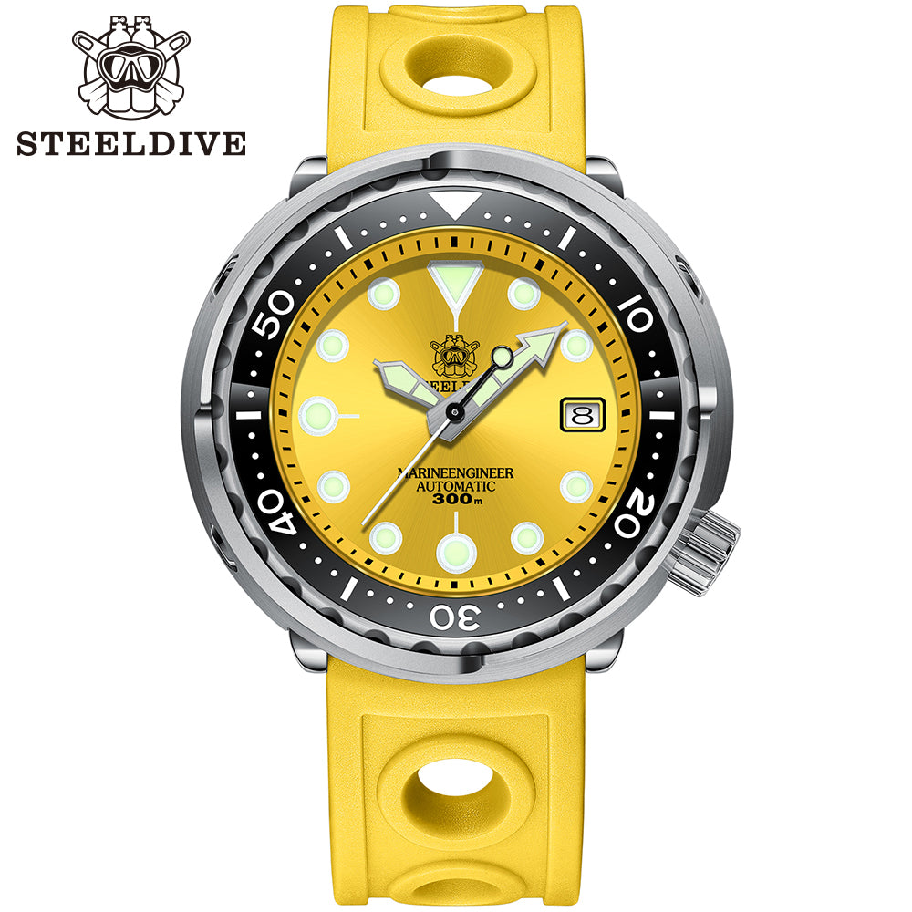 STEELDIVE SD1975 dive watch — variant 75YL-YR stock photo