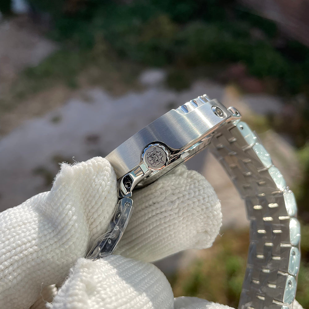 STEELDIVE SD1975 dive watch — photo 8