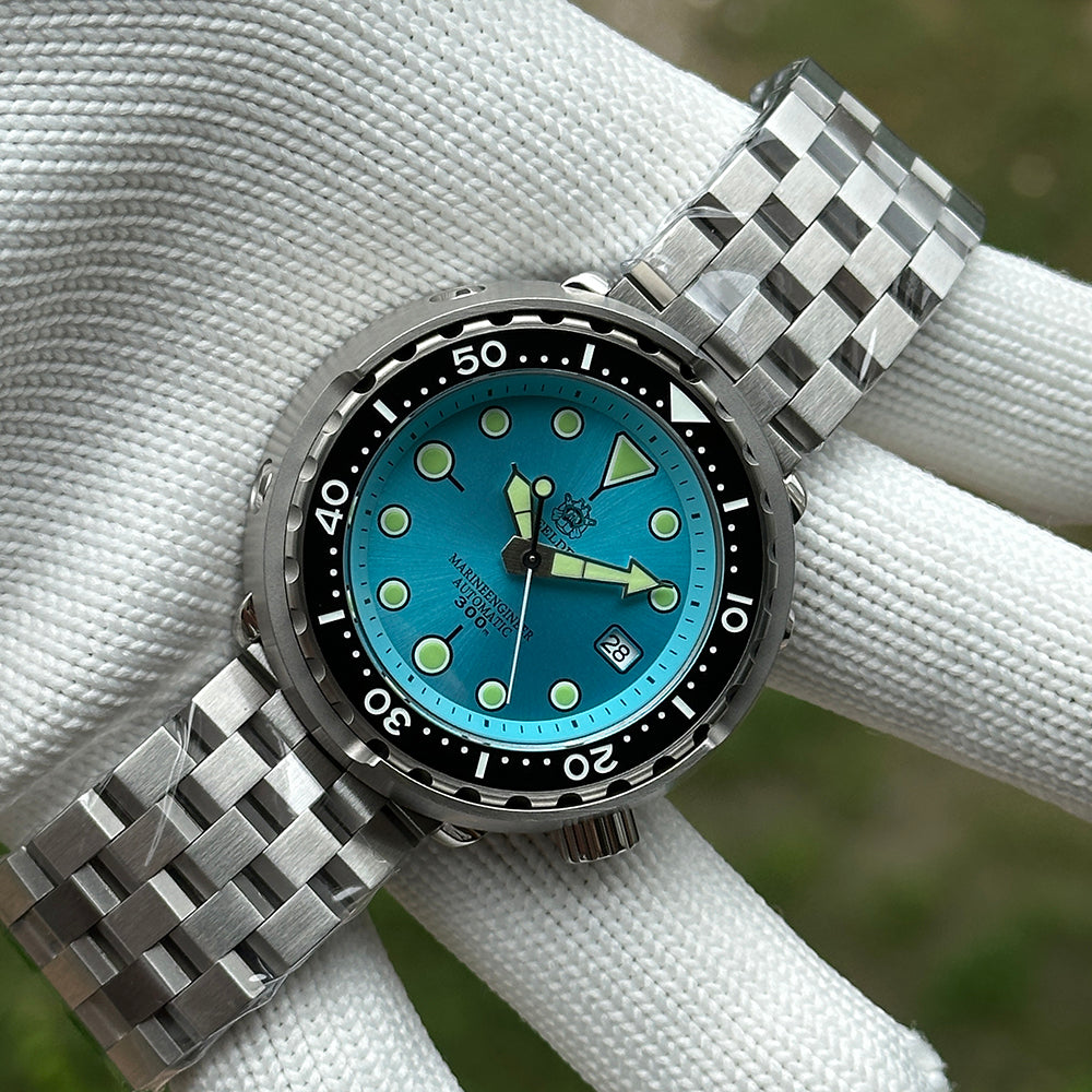 Steeldive SD1975 tuna ice blue dial on steel bracelet outdoor lifestyle wrist angle