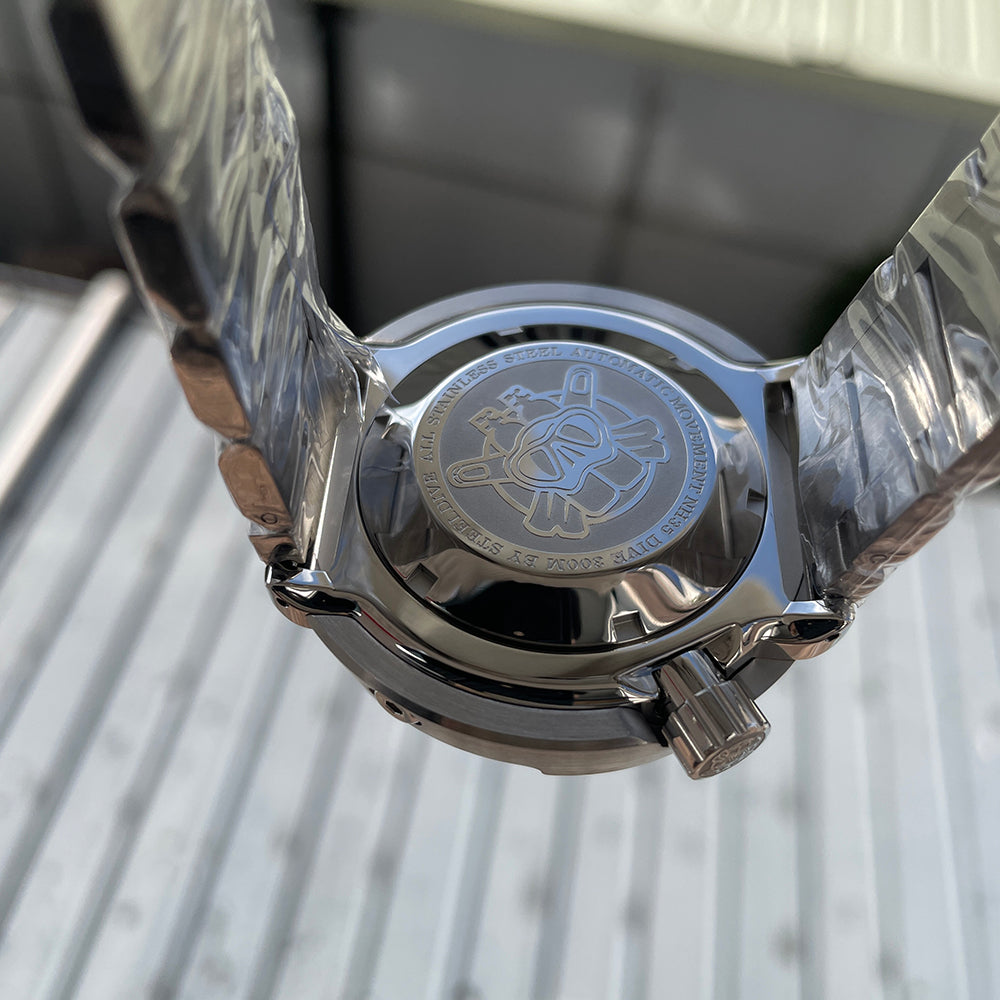 Steeldive SD1975 stainless steel caseback engraved NH35 automatic dive 300m, caseback view