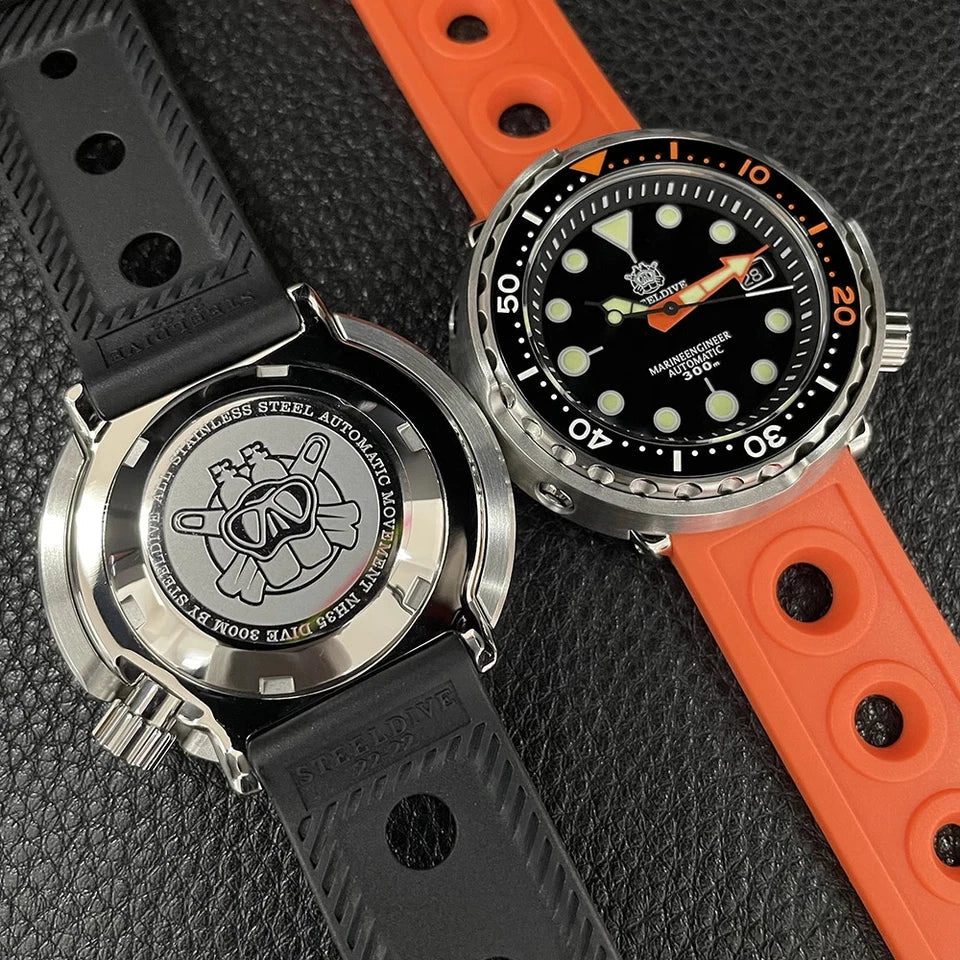 Steeldive SD1975C tuna diver watch wrist