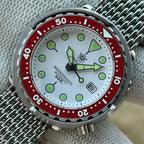 STEELDIVE SD1975N white dial with red bezel on a steel mesh bracelet