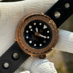 Steeldive SD1975S V1 bronze tuna 300m diver black dial straight front macro with rubber strap