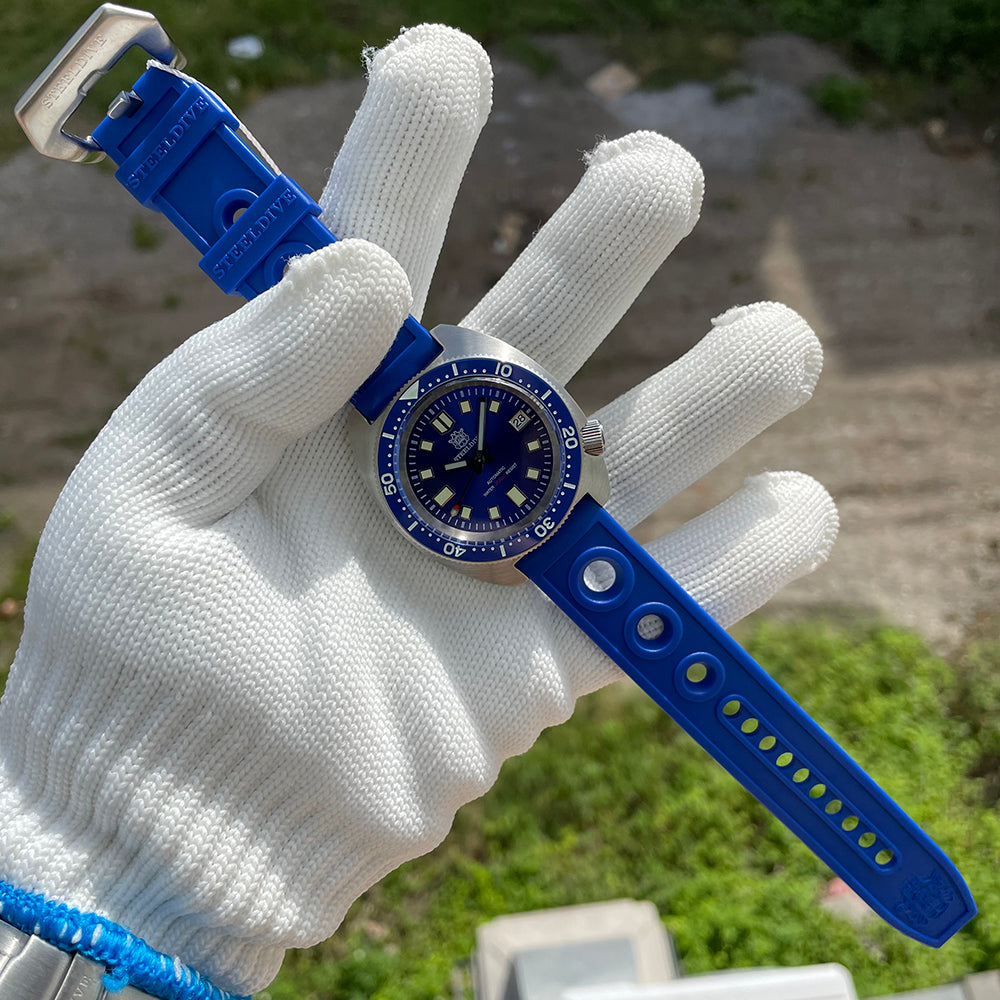 STEELDIVE SD1977 dive watch — photo 10