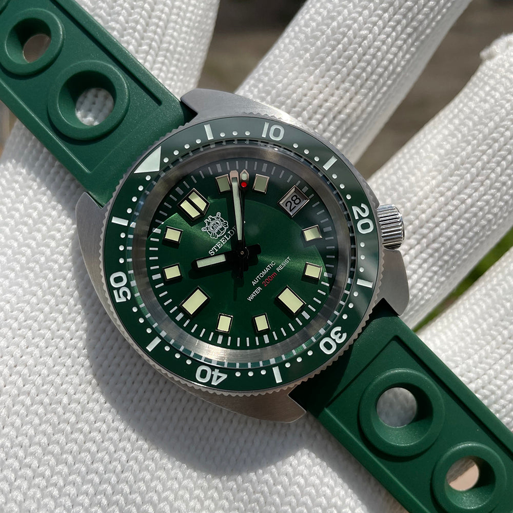 STEELDIVE SD1977 dive watch — photo 13