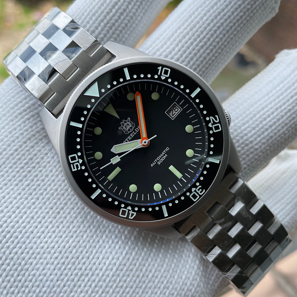 STEELDIVE SD1979 dive watch — photo 17