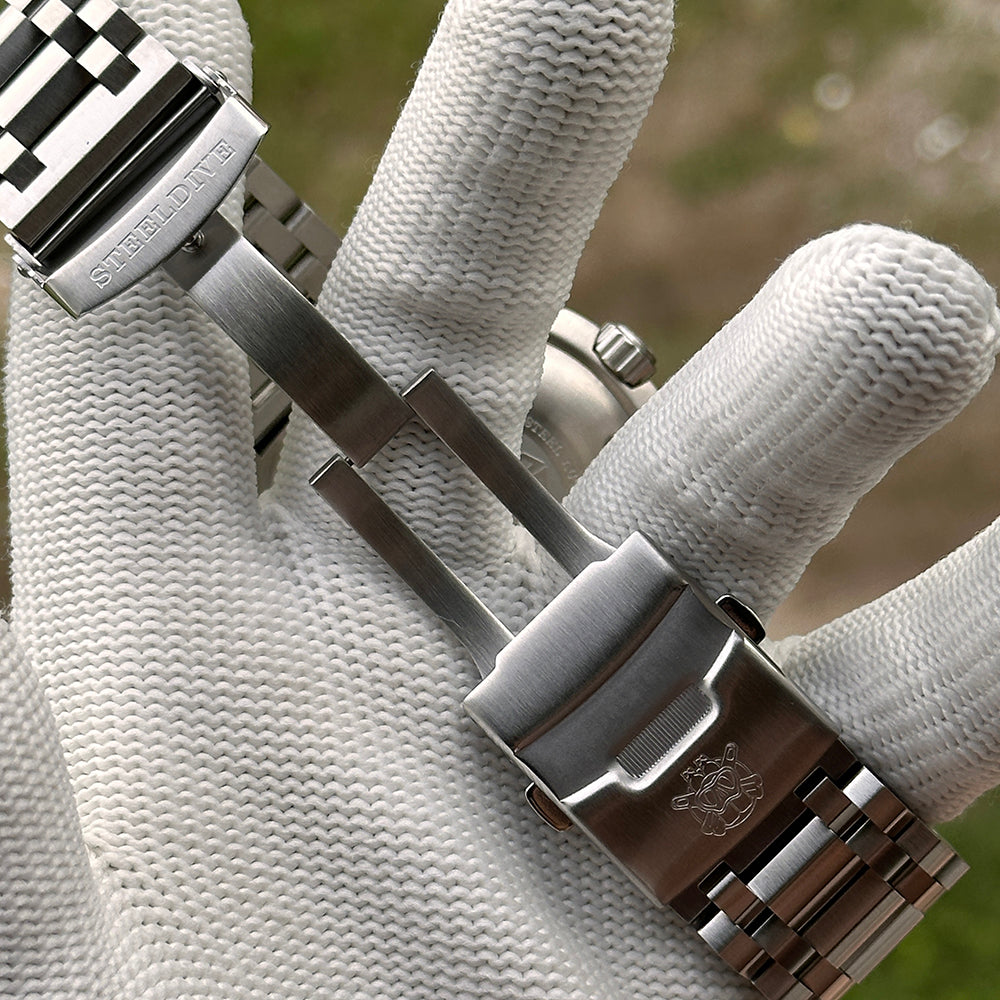 STEELDIVE SD1982 dive watch — photo 6
