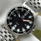 STEELDIVE SD1982H dive watch — variant 82H-05L stock photo