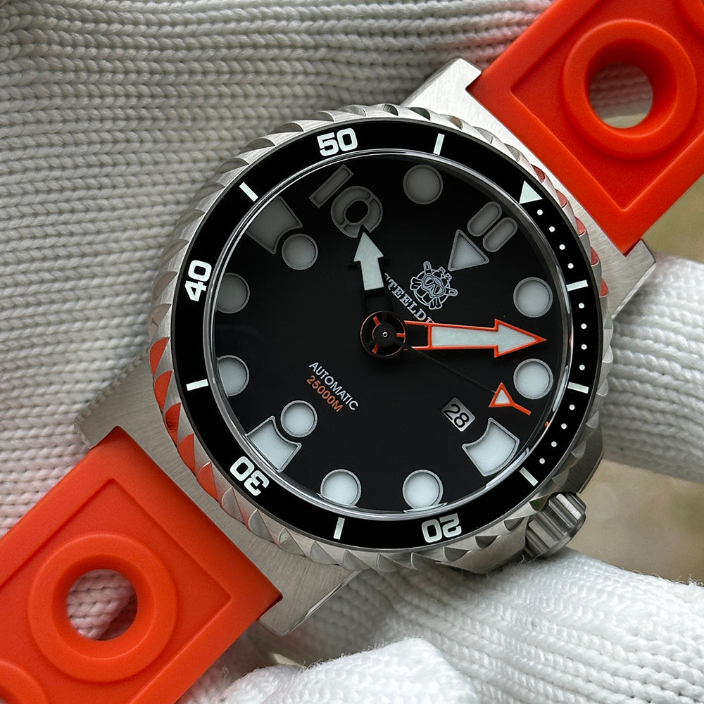 STEELDIVE SD1982H dive watch — variant 82H-OR stock photo