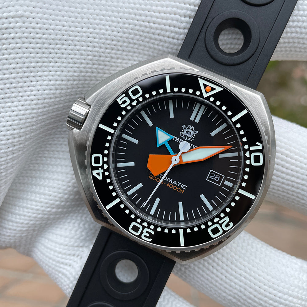 STEELDIVE SD1985 dive watch — photo 11