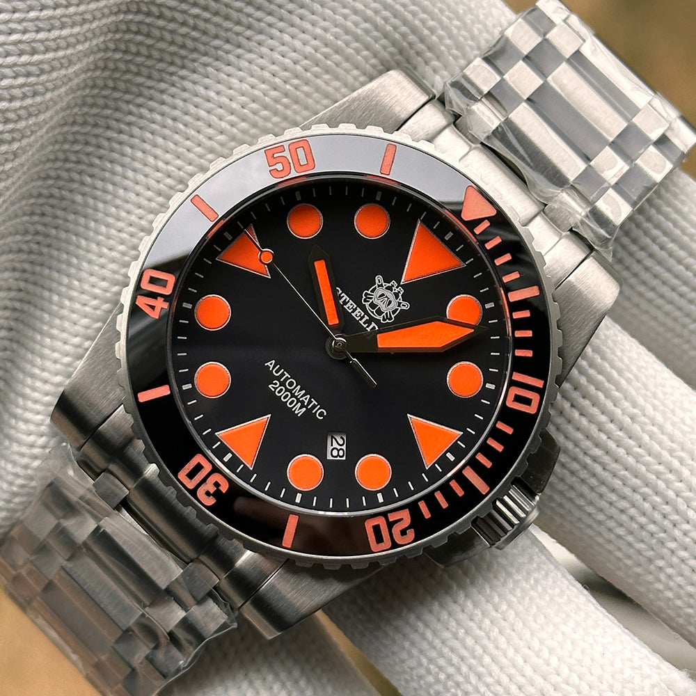 STEELDIVE SD1987 dive watch — variant 87HH-TK05L stock photo