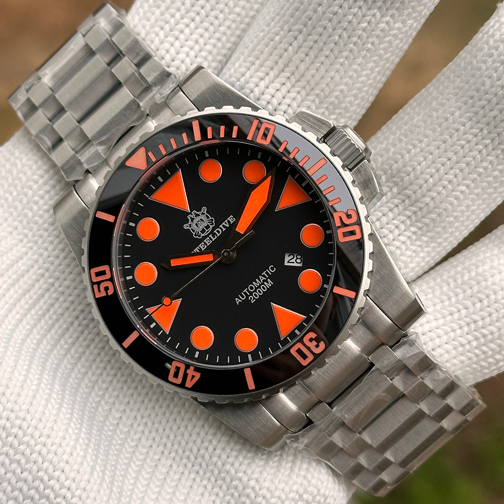 Steeldive SD1987 steel bracelet paired with orange-dial 2000M diver watch, front pairing shot