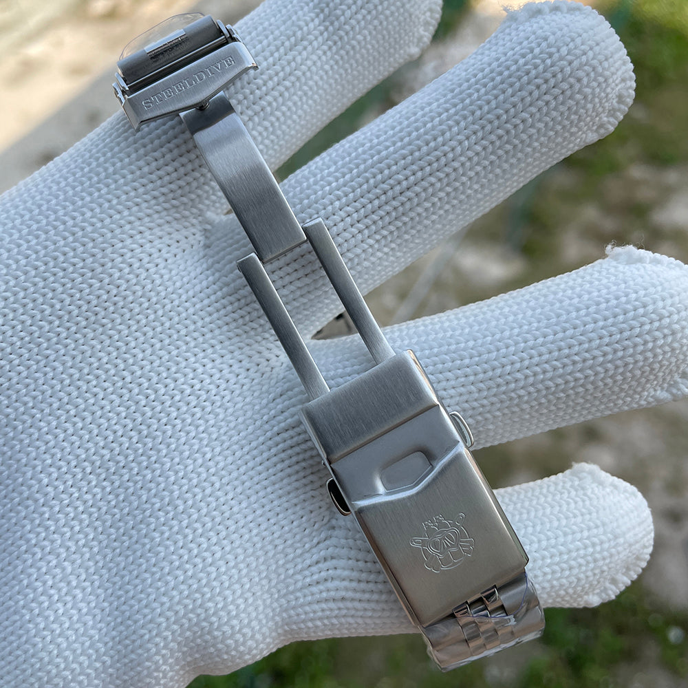 Steeldive SD1993 GMT jubilee bracelet folding clasp with signed Steeldive logo and dive extension, open view