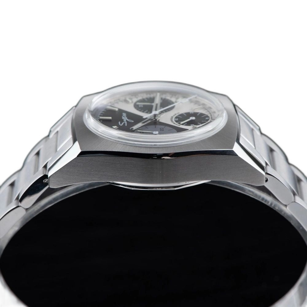 Sugess S419 dual color split black and silver dial on steel bracelet, angled detail view