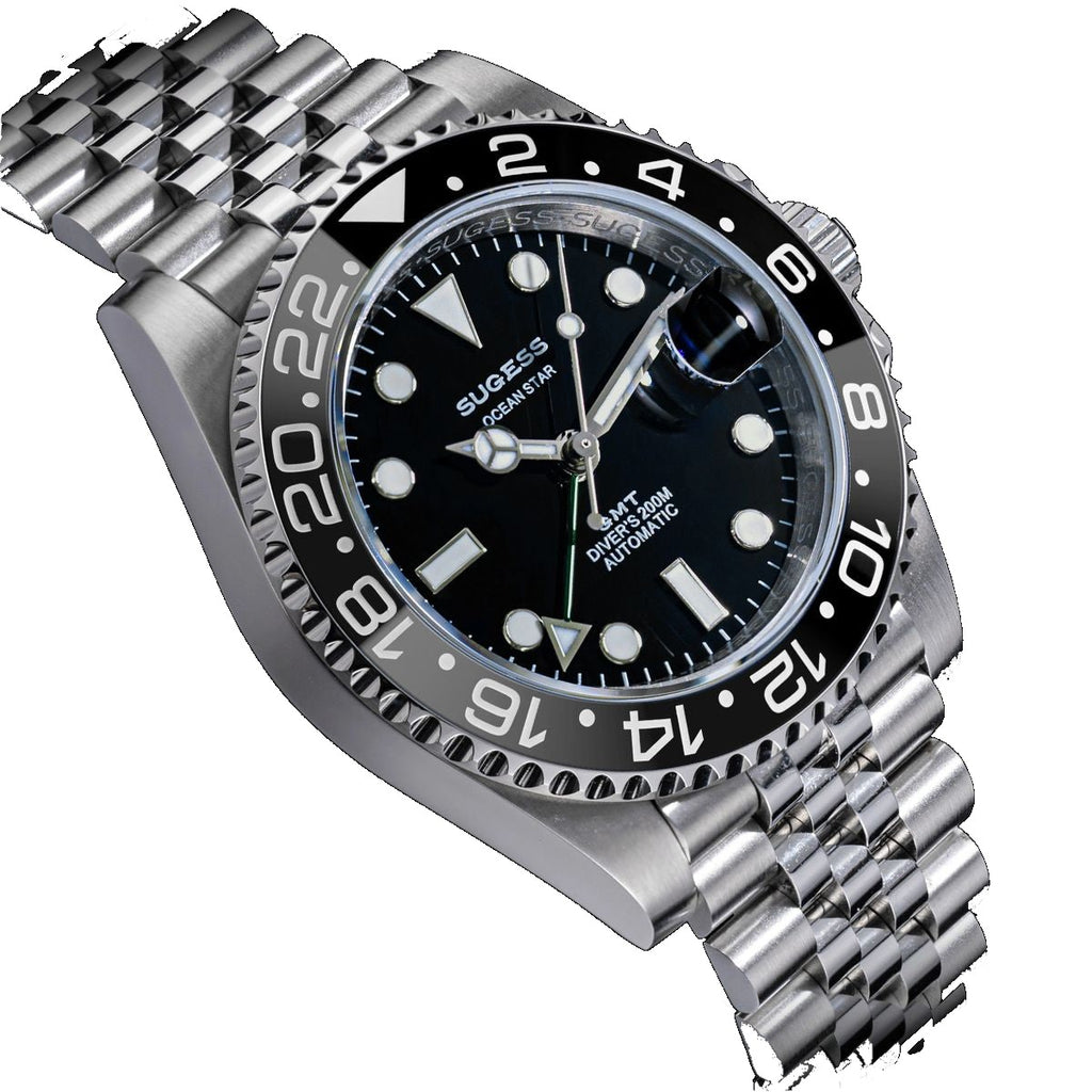 Sugess S420-2 GMT diver, black bezel, black dial with date cyclops, jubilee bracelet, angled close-up view