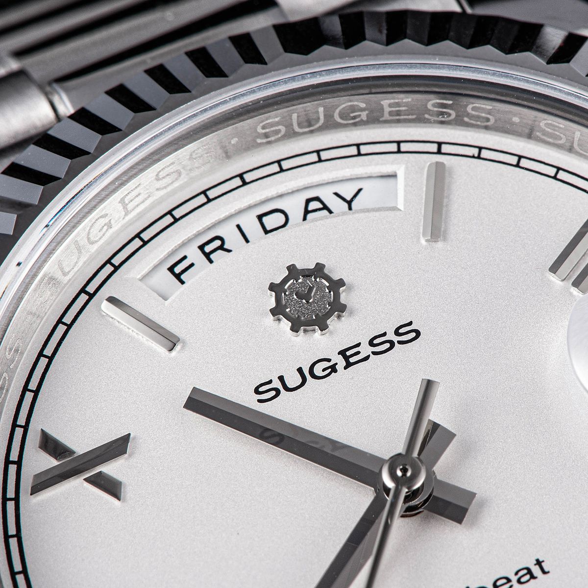 Sugess S433 white silver dial macro, Friday day window and Sugess gear logo, applied markers, close-up