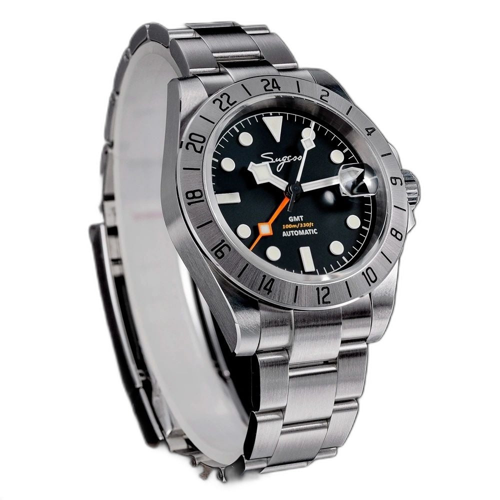 Sugess S463 GMT black dial watch, date cyclops and orange GMT hand, steel bracelet, angled view on black