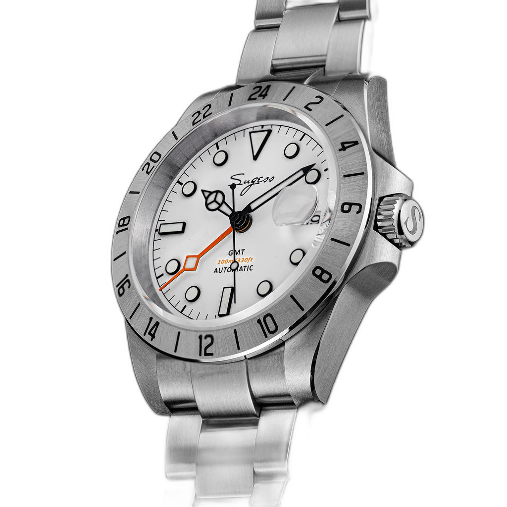Sugess S463 white-dial GMT automatic watch, steel bracelet, three-quarter angled studio view, crown at right