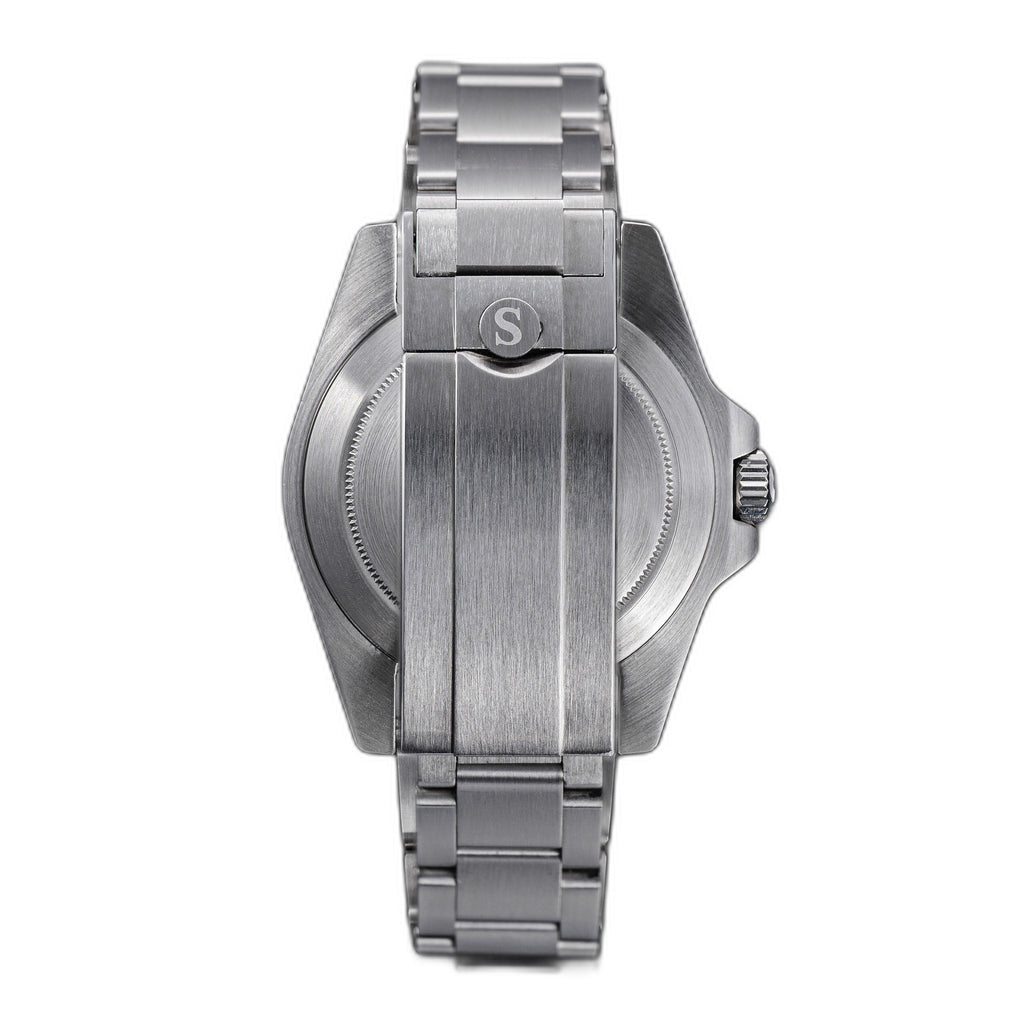 Sugess S463 solid steel screw caseback with S-engraved clasp above, steel bracelet, on white
