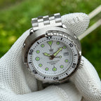 STEELDIVE SD1975B white dial Tuna on a steel bracelet, three-quarter view